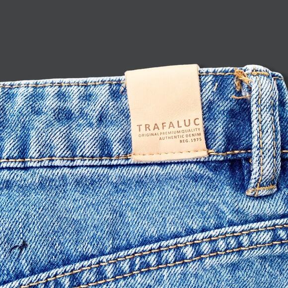 Zara Exposed Front Button Denim Jean Mini Skirt Raw Hem Frayed Festival Size XS - Picture 8 of 12